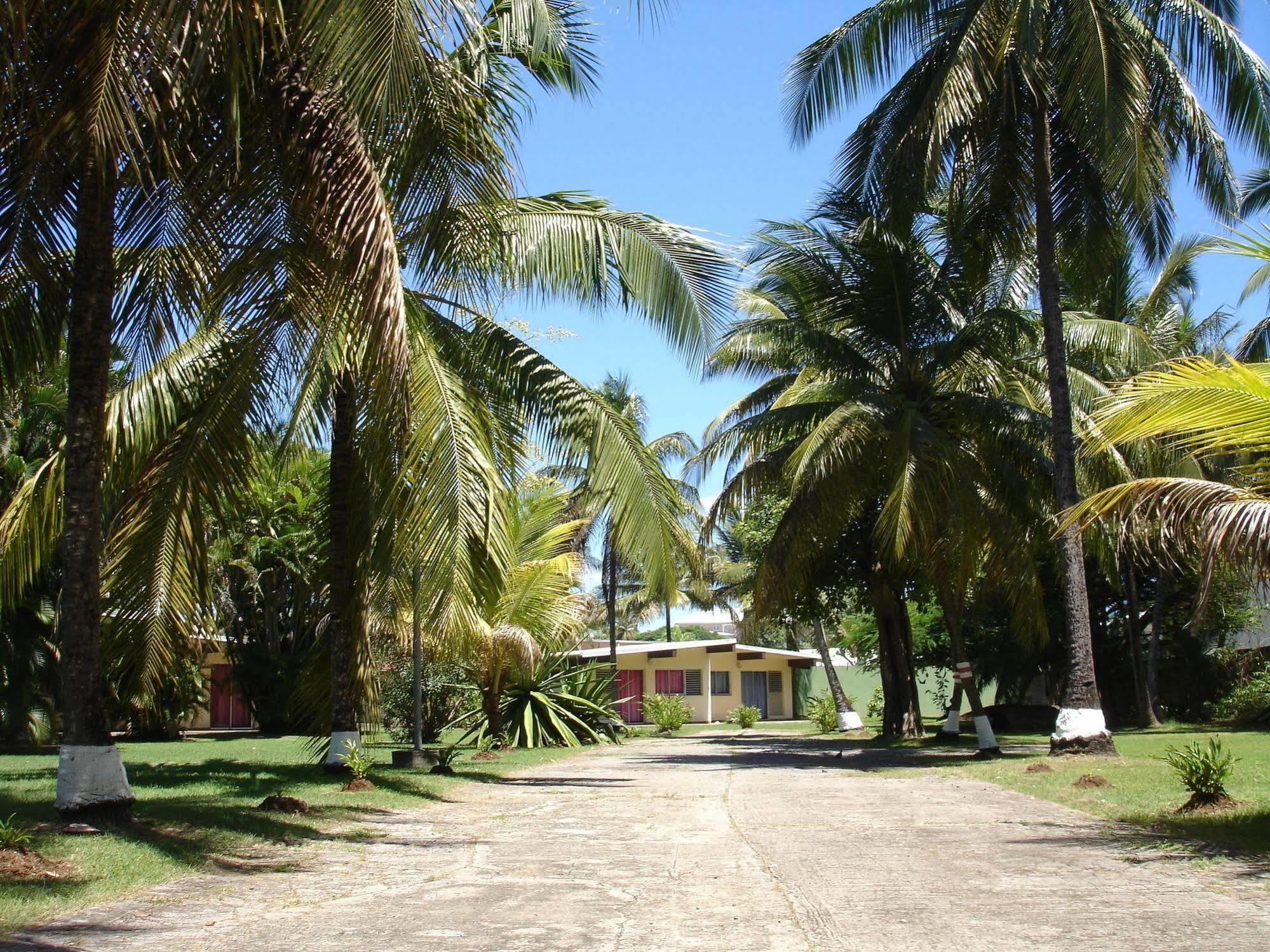 Alizes Bungalows Sainte-Anne  Esterno foto